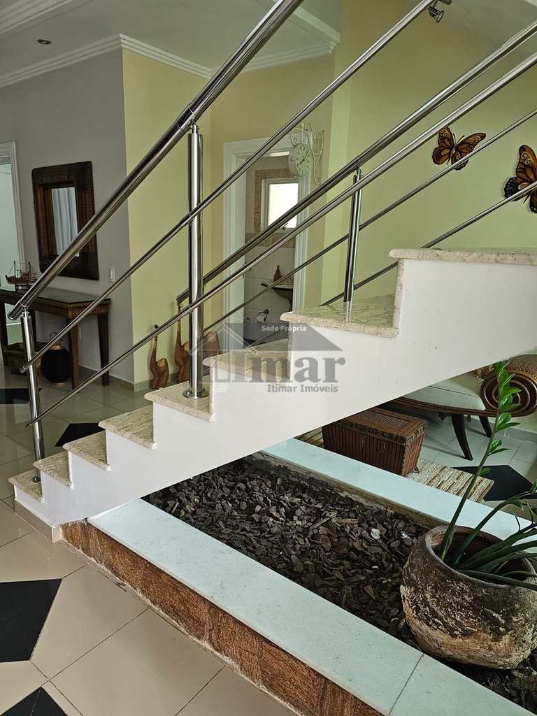 Sobrado de Condomínio em Guarujá, no bairro Jardim Pernambuco I