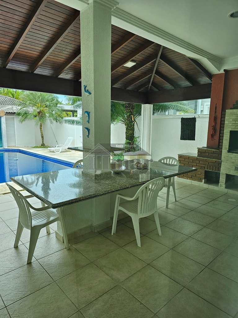 Sobrado de Condomínio em Guarujá, no bairro Jardim Pernambuco I