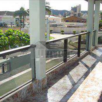 Casa em Guarujá, bairro Praia da Enseada