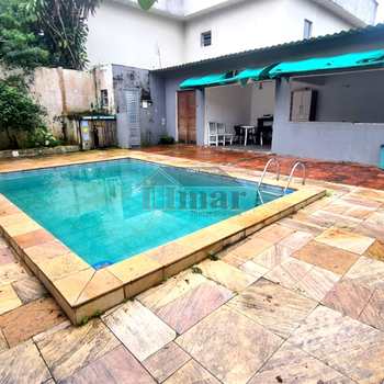 Casa em Guarujá, bairro Praia da Enseada