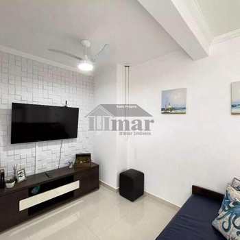 Apartamento em Guarujá, bairro Praia de Pitangueiras