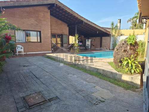 Casa, código 6755 em Guarujá, bairro Jardim Virgínia