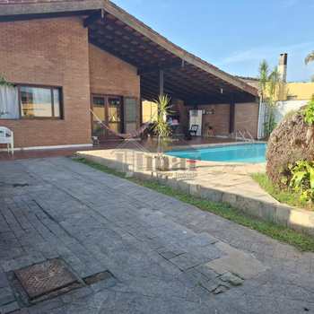 Casa em Guarujá, bairro Jardim Virgínia