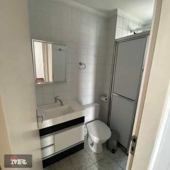 Apartamento em São Paulo, bairro Vila Carmosina