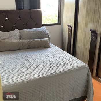Apartamento em São Paulo, bairro Vila Carmosina