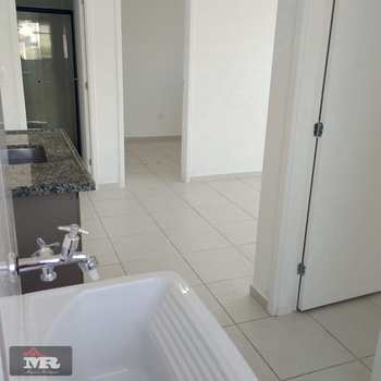 Apartamento em São Paulo, bairro Vila Carmosina