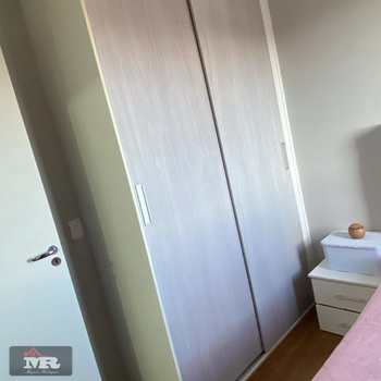 Apartamento em São Paulo, bairro Itaquera