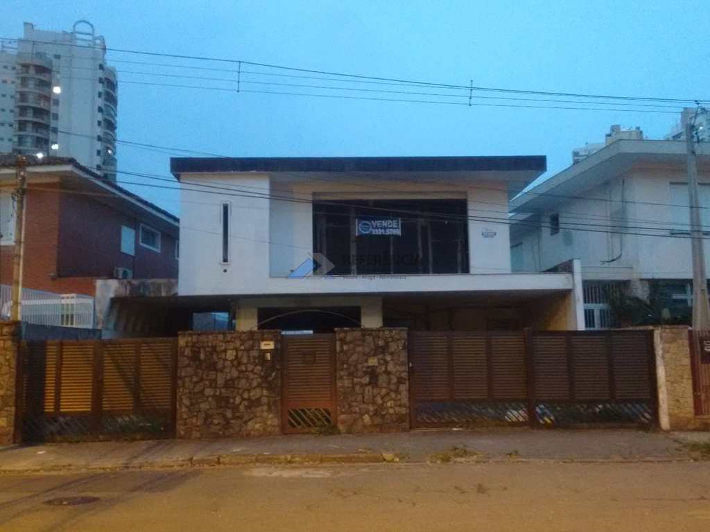Casa em Santos, no bairro Ponta da Praia