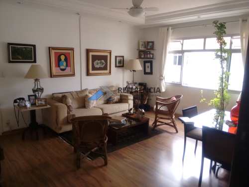 Apartamento, código 665 em Santos, bairro Embaré