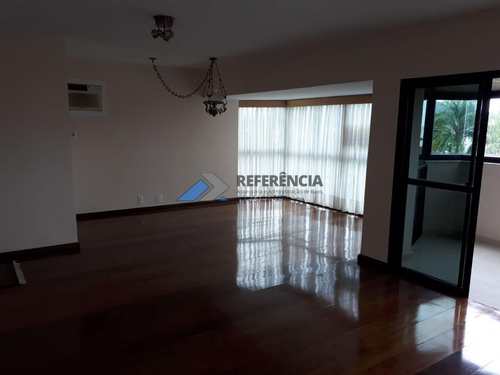 Apartamento, código 703 em Santos, bairro Aparecida