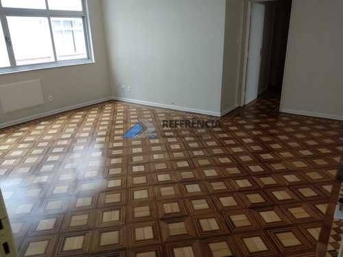 Apartamento, código 725 em Santos, bairro Boqueirão