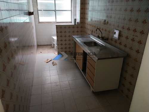 Apartamento, código 730 em Santos, bairro Macuco
