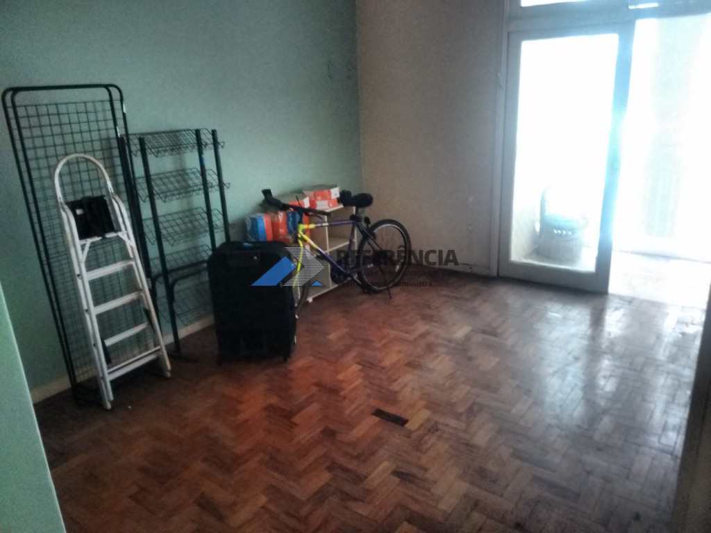Apartamento em Santos, no bairro Gonzaga