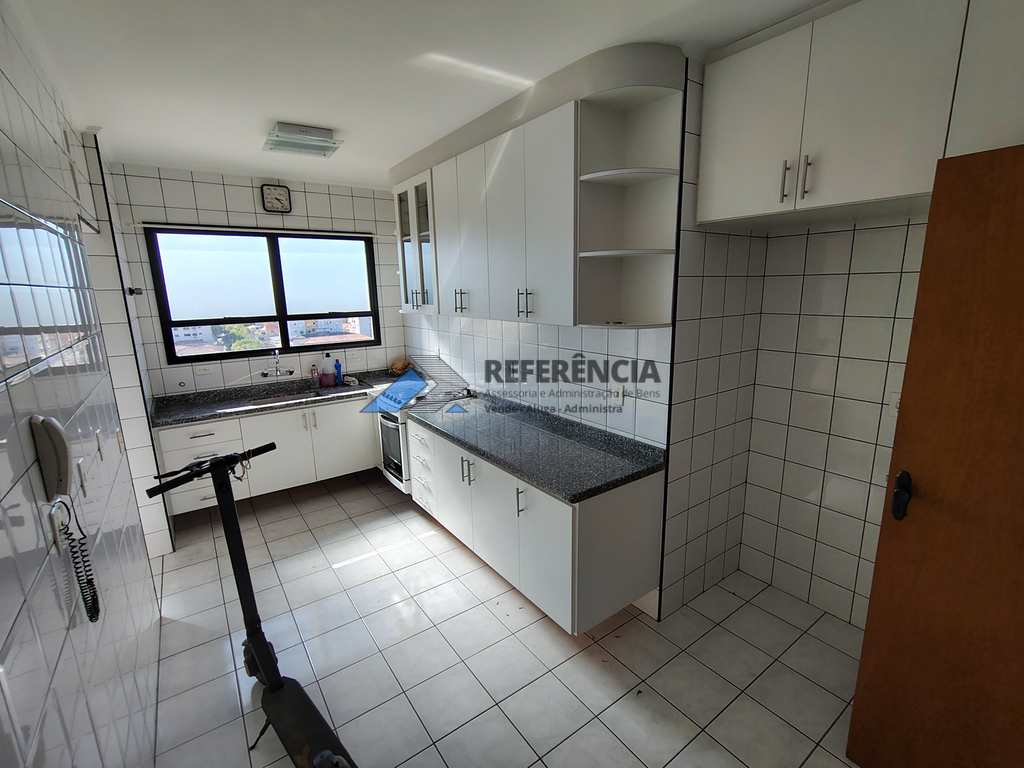 Apartamento em Santos, no bairro Aparecida