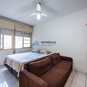 Kitnet em Santos, bairro Boqueirão