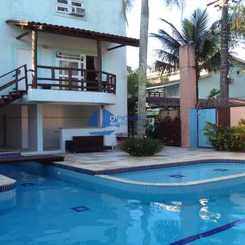 Casa de Condomínio em São Sebastião, bairro Camburizinho