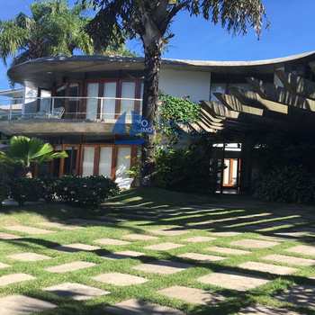 Casa em São Sebastião, bairro Juquehy