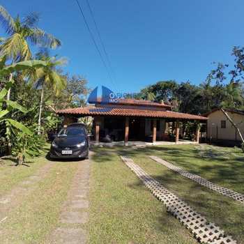 Casa em São Sebastião, bairro Sertão do Camburi
