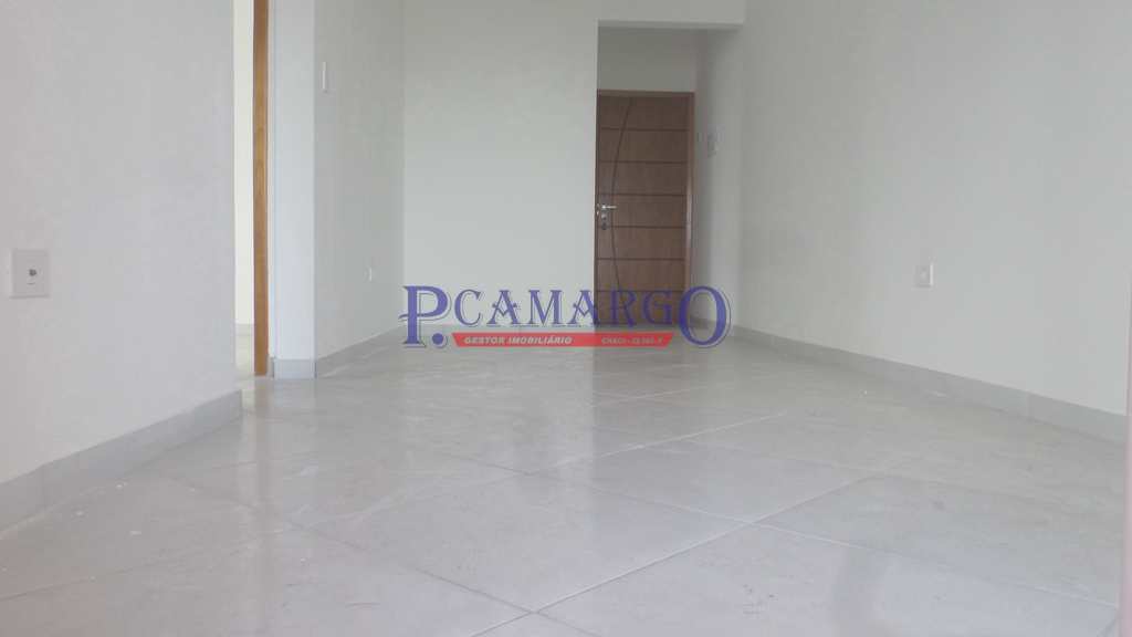 Apartamento em Praia Grande, no bairro Ocian