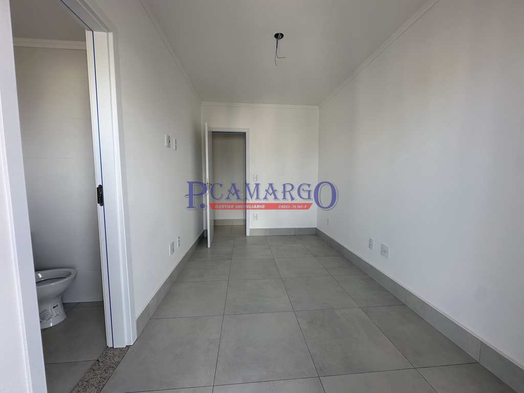 Apartamento em Praia Grande, no bairro Guilhermina