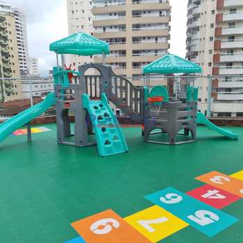 Apartamento em Praia Grande, bairro Guilhermina