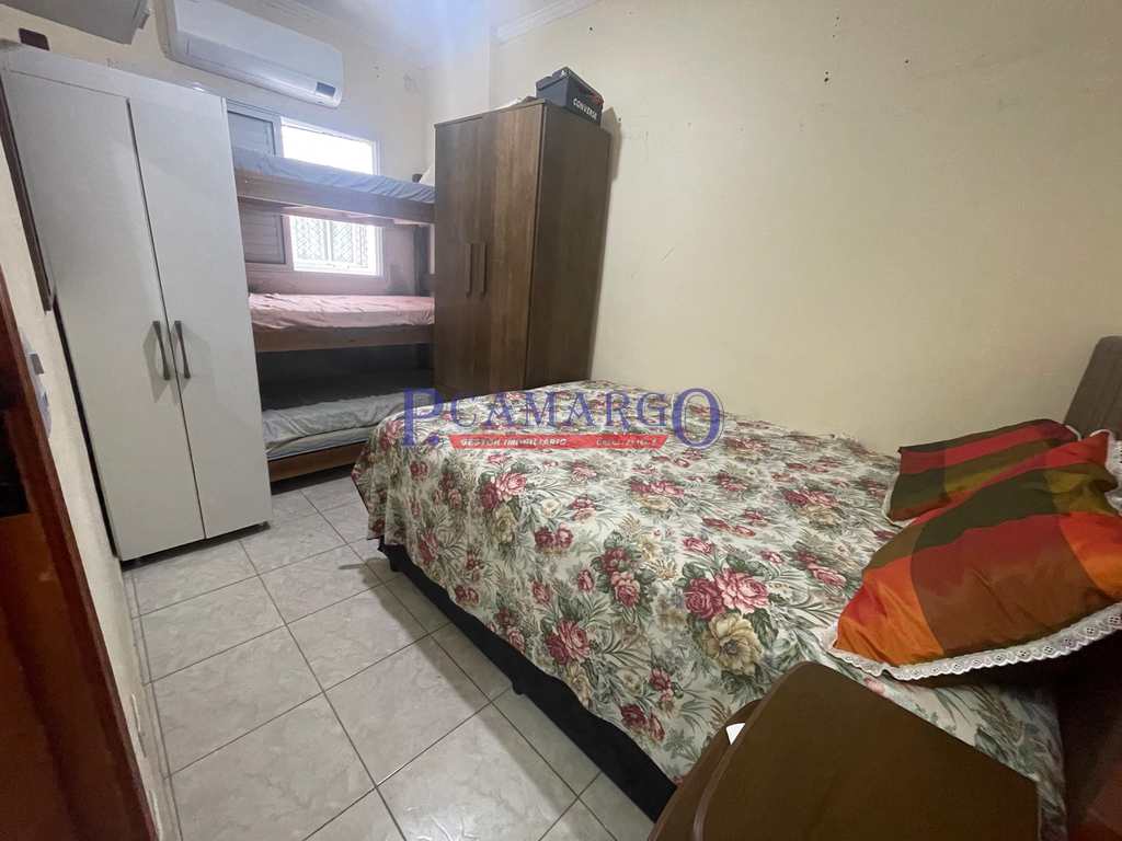 Apartamento em Praia Grande, no bairro Ocian