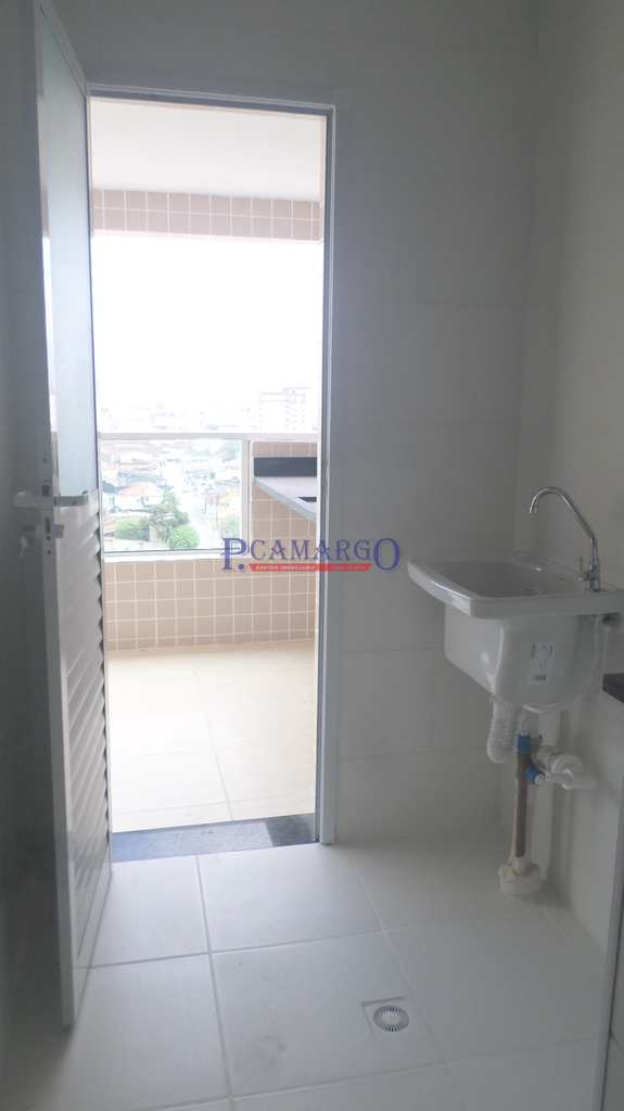 Apartamento em Praia Grande, no bairro Mirim