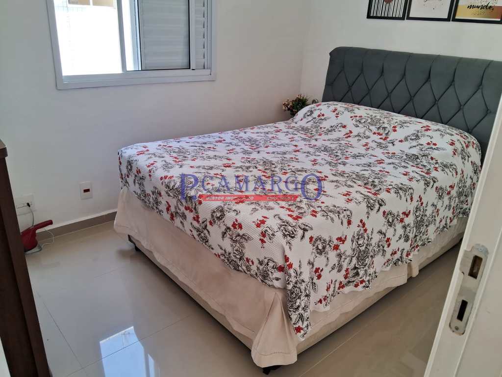 Apartamento em Praia Grande, no bairro Ocian