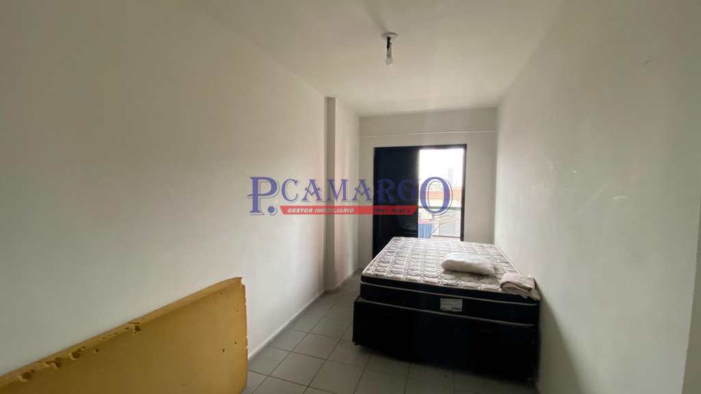 Apartamento em Praia Grande, no bairro Ocian