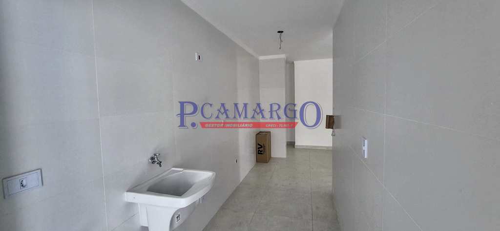 Apartamento em Praia Grande, no bairro Balneário Maracanã