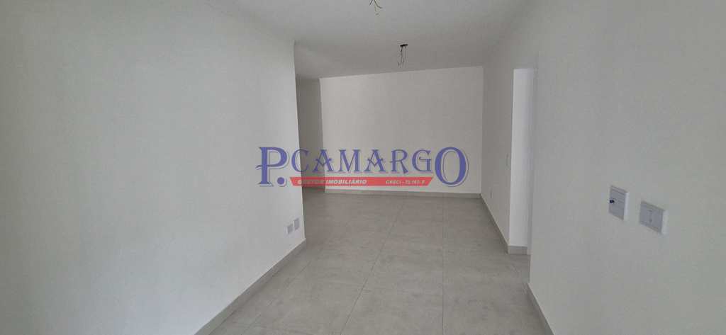 Apartamento em Praia Grande, no bairro Balneário Maracanã