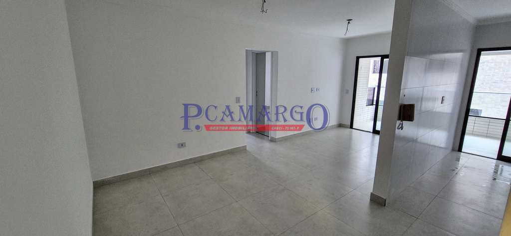 Apartamento em Praia Grande, no bairro Balneário Maracanã
