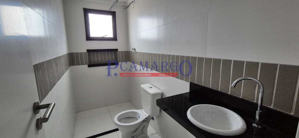 Apartamento em Praia Grande, no bairro Balneário Maracanã