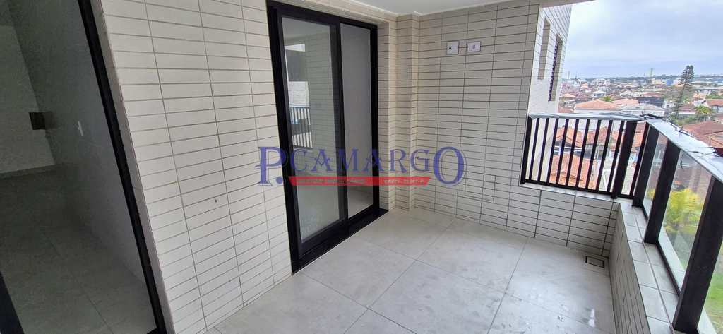 Apartamento em Praia Grande, no bairro Balneário Maracanã