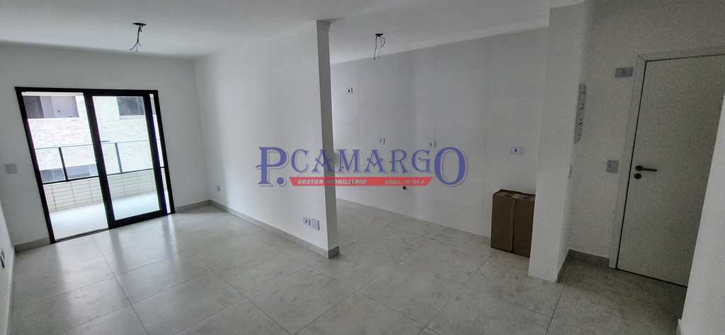 Apartamento em Praia Grande, no bairro Balneário Maracanã