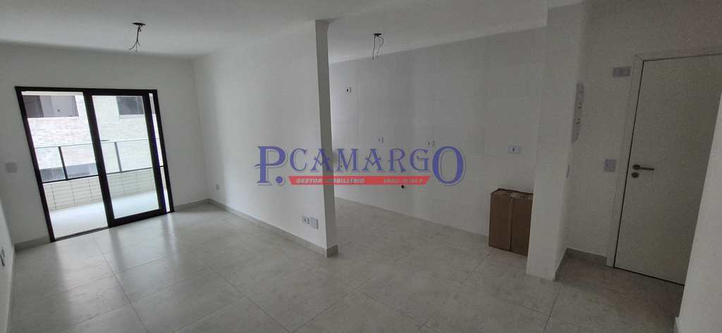 Apartamento em Praia Grande, no bairro Balneário Maracanã