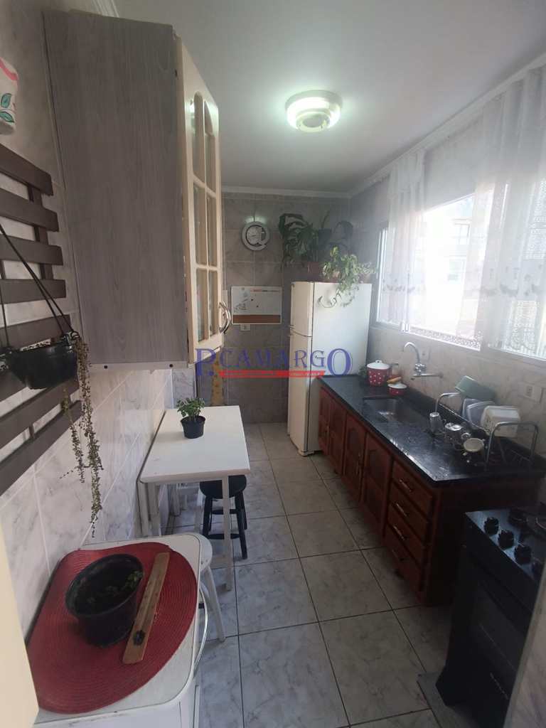 Apartamento em Praia Grande, no bairro Ocian