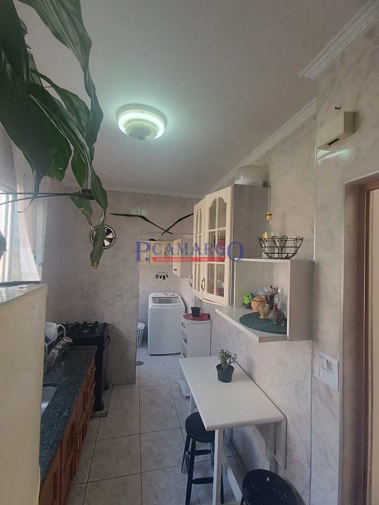 Apartamento em Praia Grande, no bairro Ocian