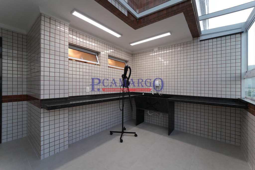 Apartamento em Praia Grande, no bairro Real