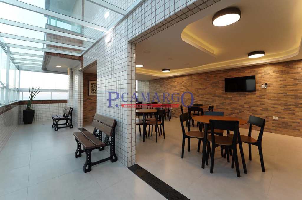 Apartamento em Praia Grande, no bairro Real