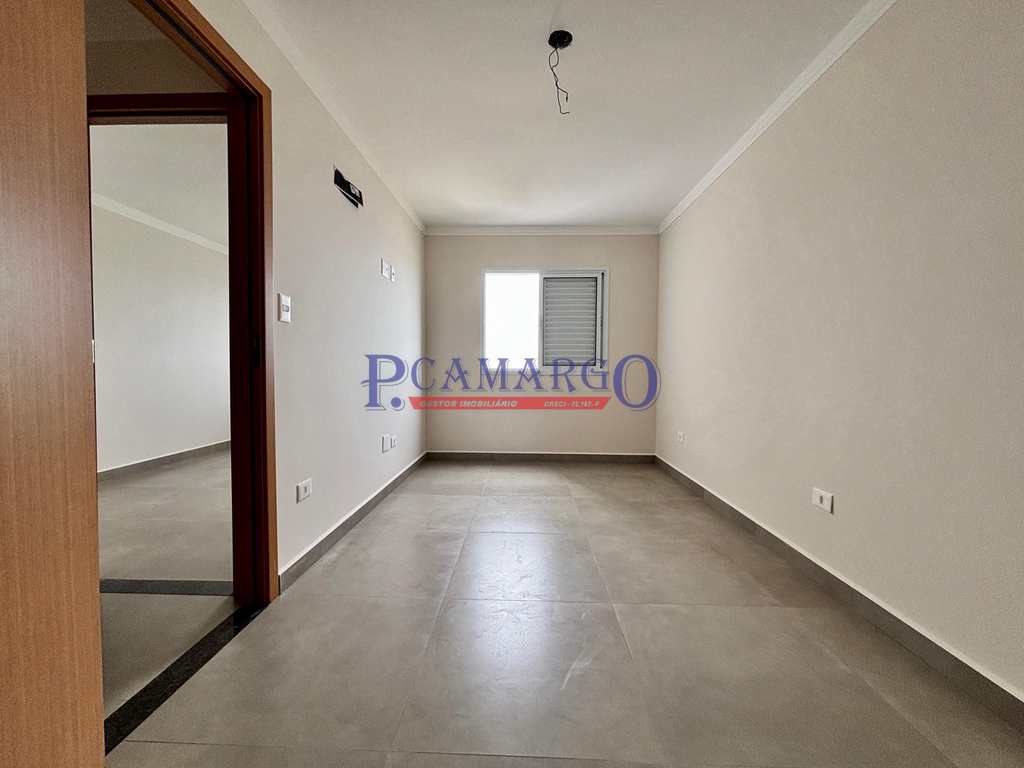 Apartamento em Praia Grande, no bairro Real