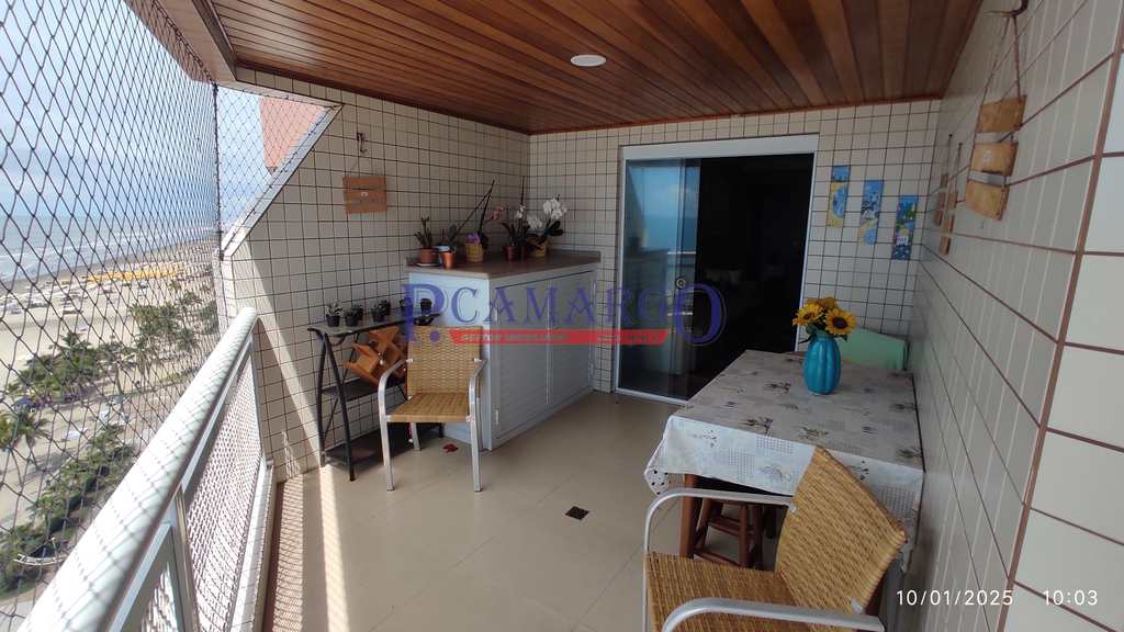 Apartamento em Praia Grande, no bairro Ocian