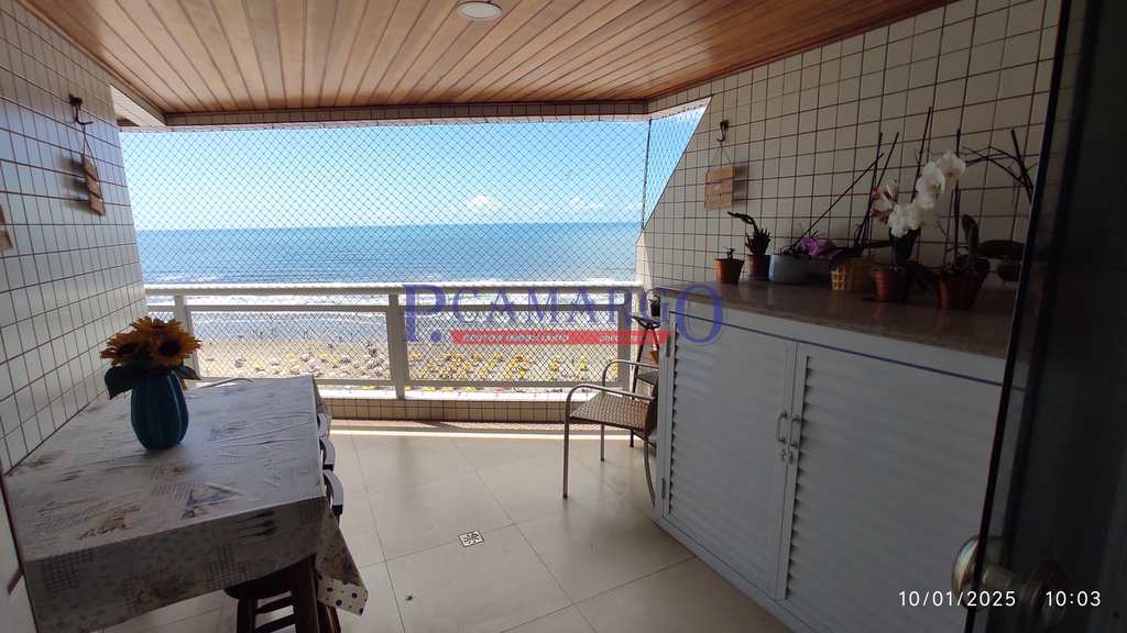 Apartamento em Praia Grande, no bairro Ocian