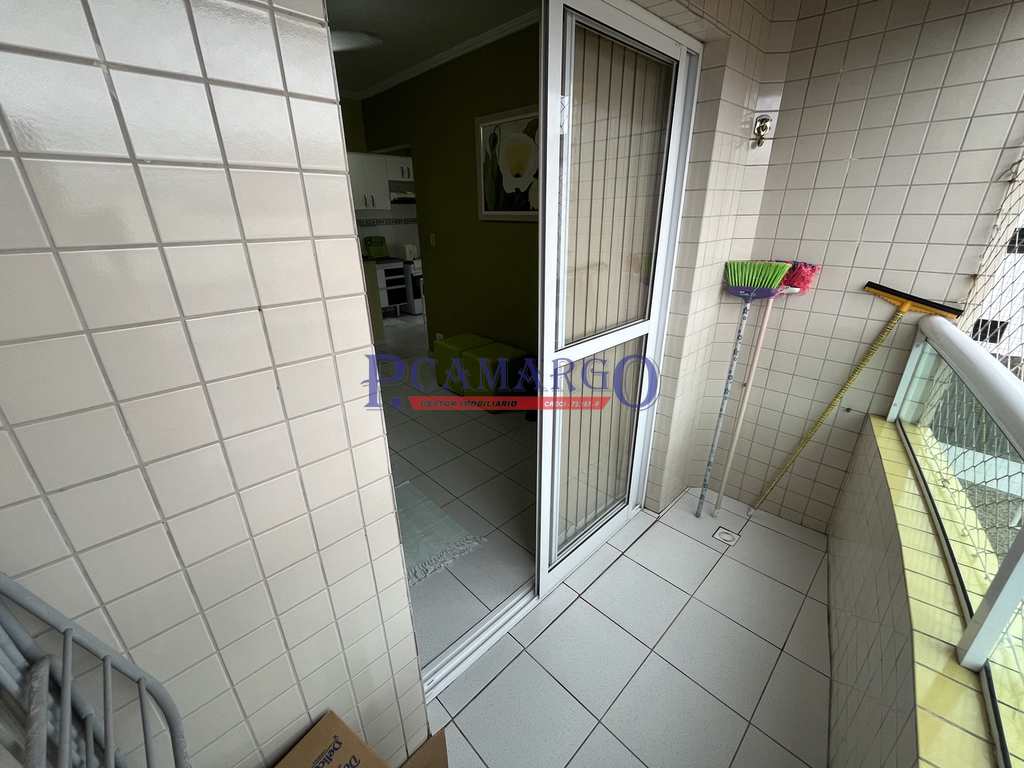 Apartamento em Praia Grande, no bairro Real
