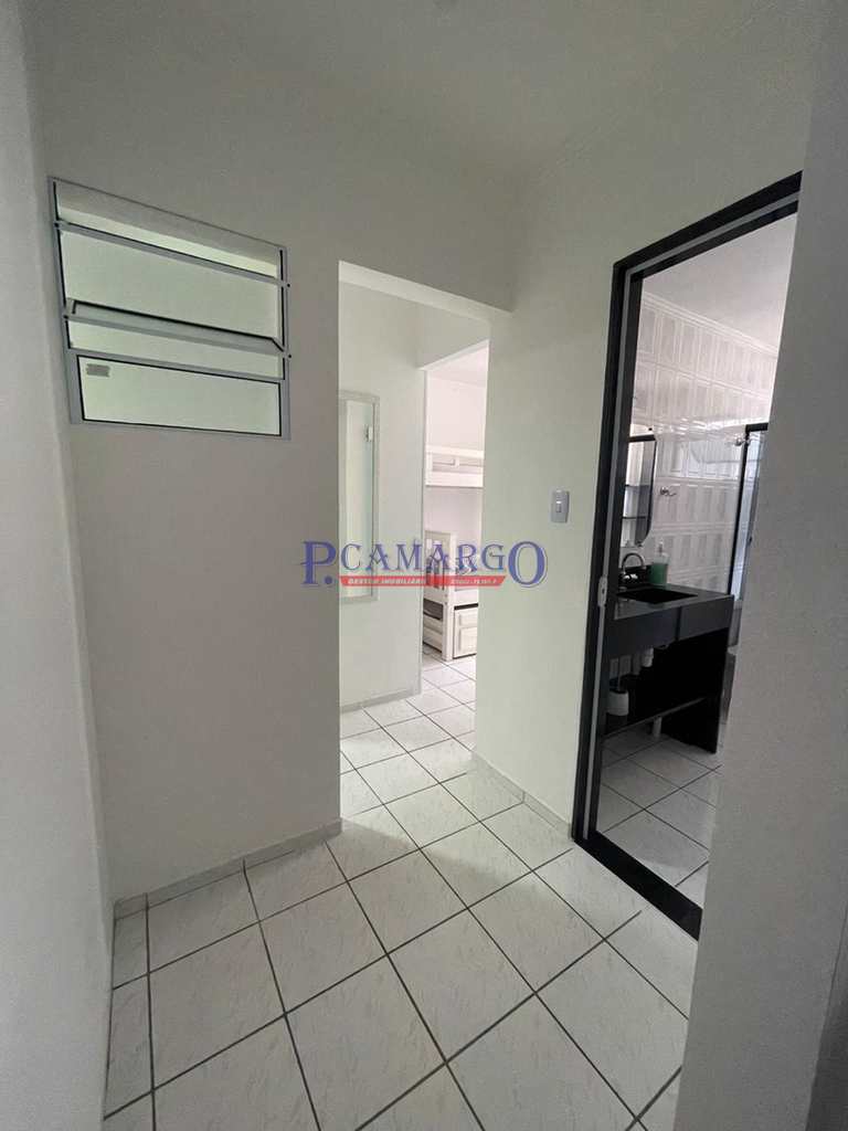 Apartamento em Praia Grande, no bairro Ocian
