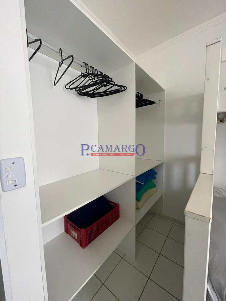 Apartamento em Praia Grande, no bairro Ocian