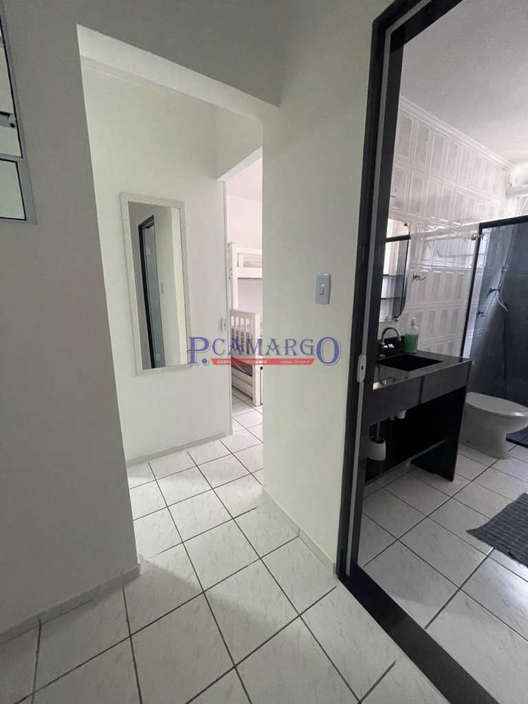 Apartamento em Praia Grande, no bairro Ocian