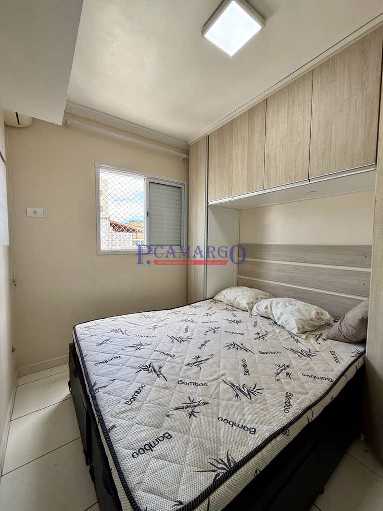 Apartamento em Praia Grande, no bairro Tupi