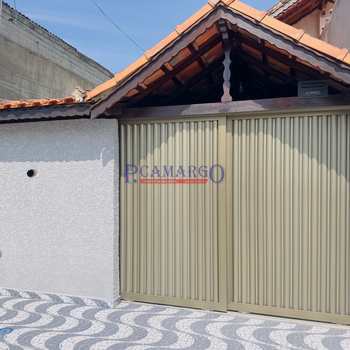 Casa em Praia Grande, bairro Tupiry