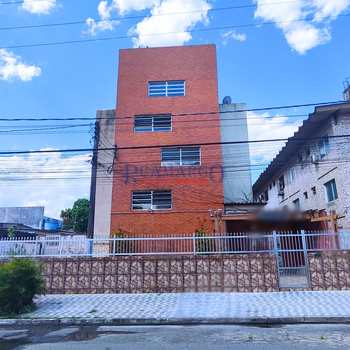 Kitnet em Praia Grande, bairro Ocian
